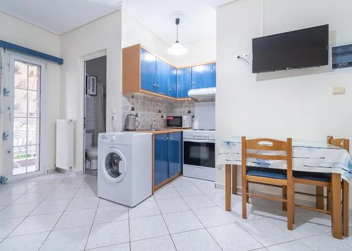 Liberis Apartment Razata