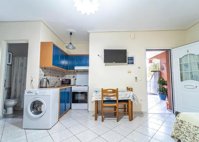 アパート Liberis Razáta